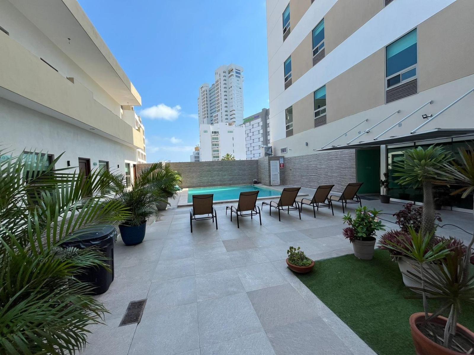 Hotel Ave Inn Mazatlán Εξωτερικό φωτογραφία