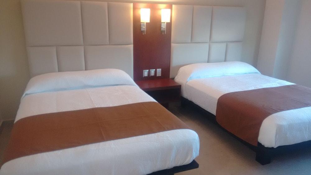 Hotel Ave Inn Mazatlán Εξωτερικό φωτογραφία